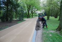 Sanierung der Wege um den Schwanenteich