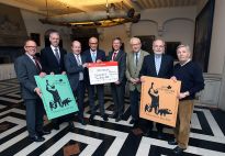 Übergabe des Reingewinns der Bürgerpark-Tombola an den Bürgerparkverein